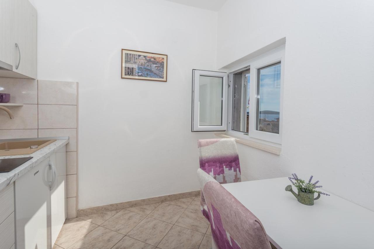 Apartments Nona 1 Хвар Екстер'єр фото