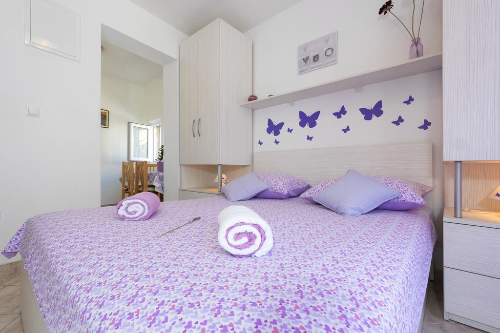 Apartments Nona 1 Хвар Екстер'єр фото