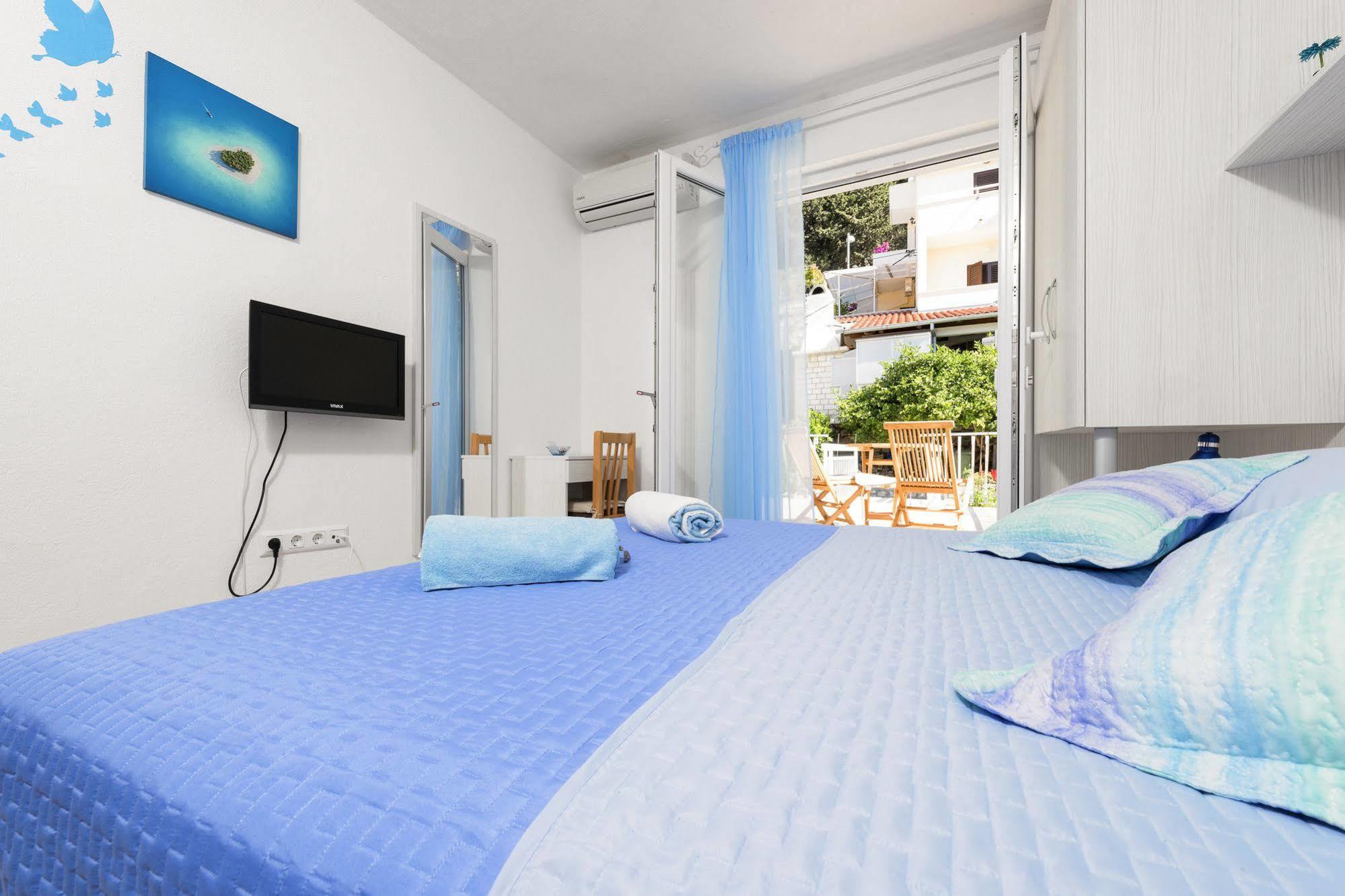 Apartments Nona 1 Хвар Екстер'єр фото