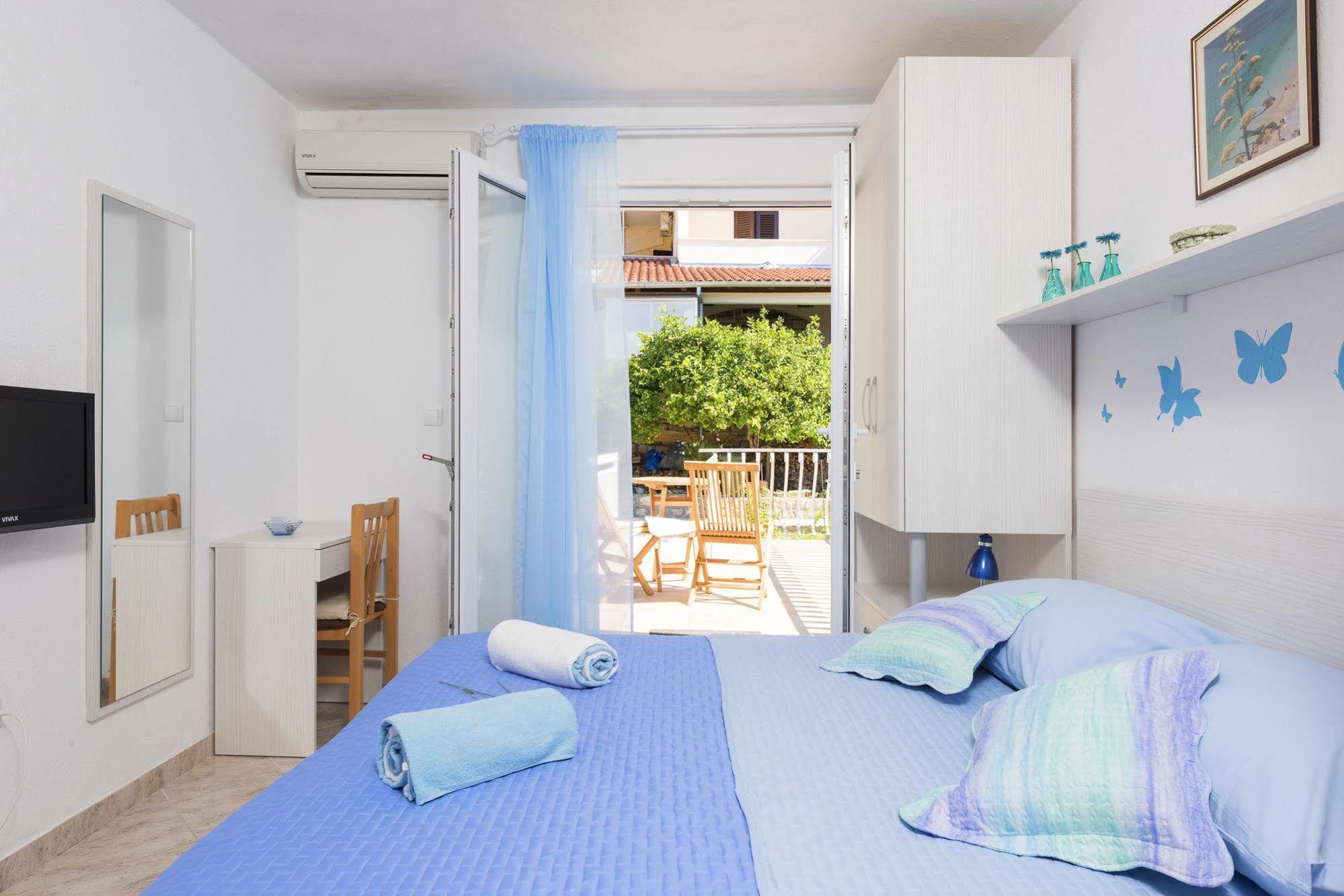 Apartments Nona 1 Хвар Екстер'єр фото