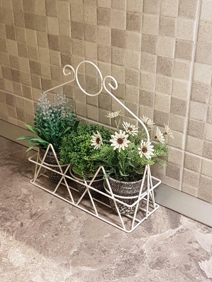 Apartments Nona 1 Хвар Екстер'єр фото