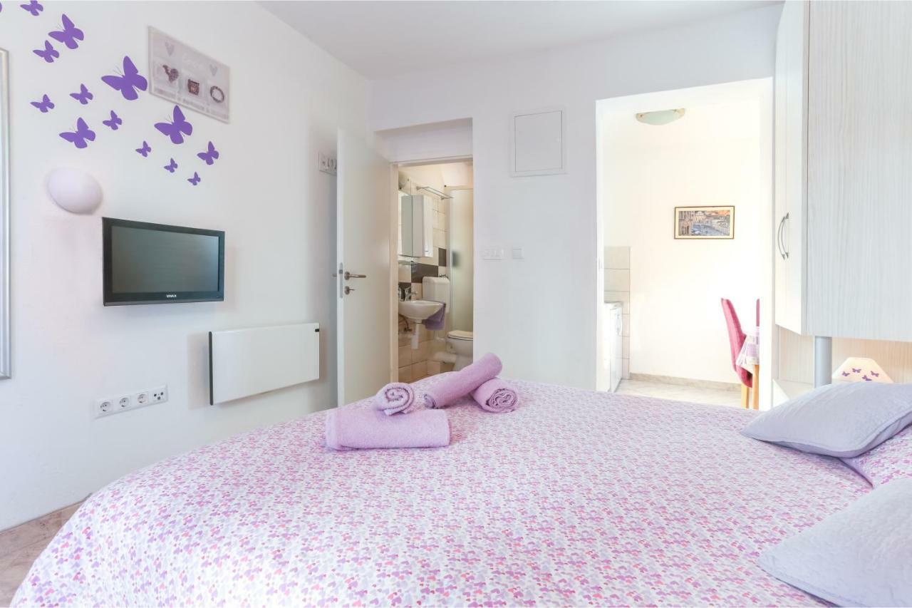 Apartments Nona 1 Хвар Екстер'єр фото